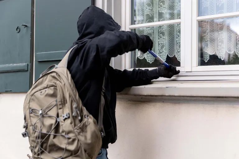 St.Gallen SG – Einbruch in Wohnung eines Mehrfamilienhauses
