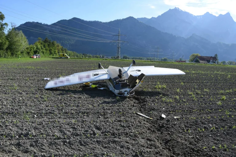 Bad Ragaz SG – Kleinflugzeug bei Notlandung überschlagen