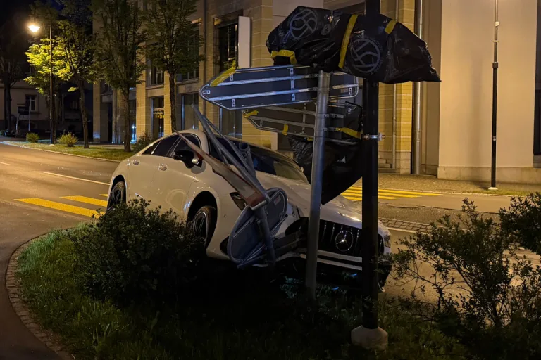 Dagmersellen LU – Lenker verursacht Unfall