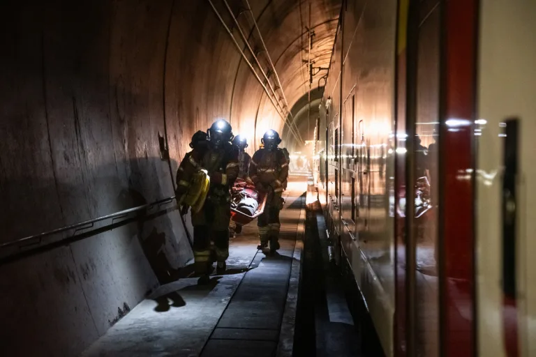 Grossübung im Lötschberg-Basistunnel