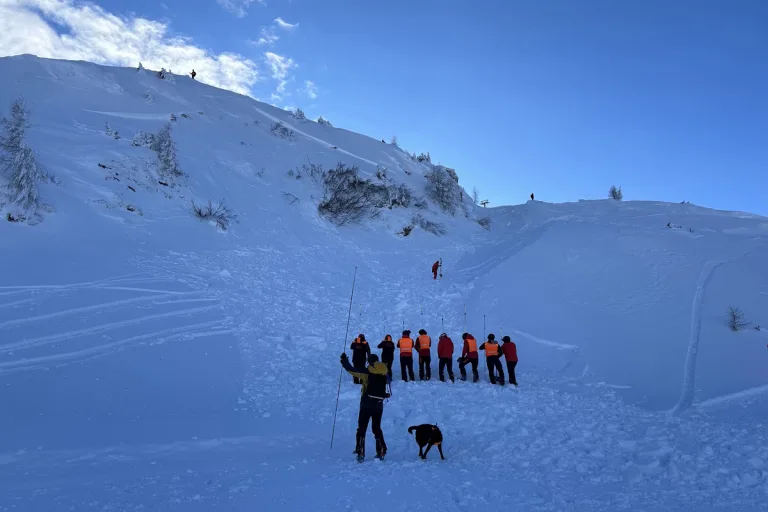 Bad Ragaz SG - Lawine auf dem Snowboard ausgelöst?