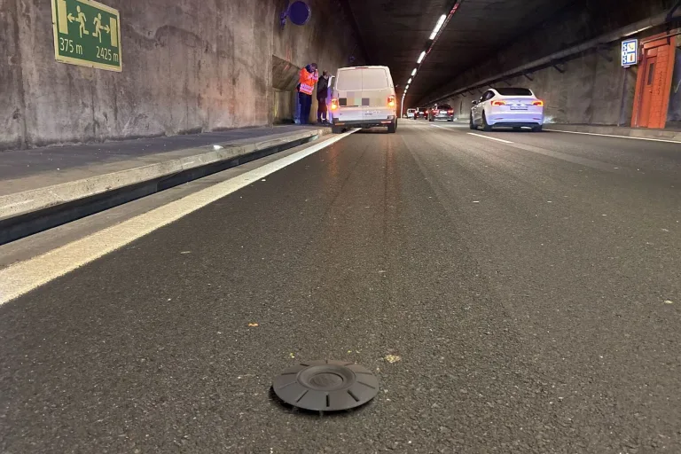 Kerenzerbergtunnel GL – Unfall wegen epileptischen Anfall