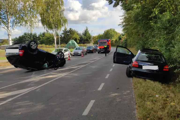 Sankt Augustin – PKW überschlägt sich bei Verkehrsunfall