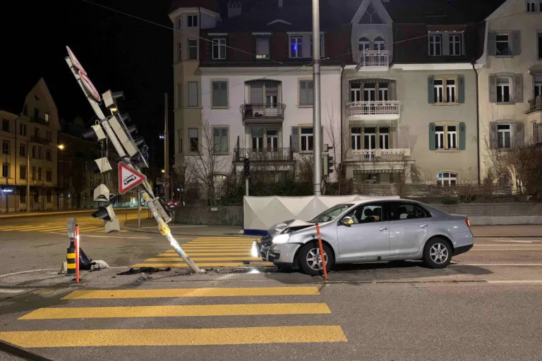 Solothurn – Fussgänger von Auto erfasst und schwer verletzt