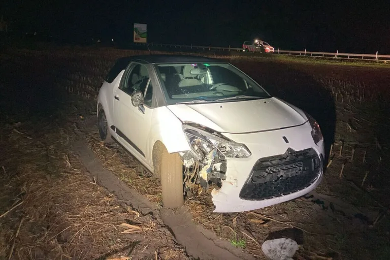 Unfall in Bilten GL – Kontrolle übers Auto verloren