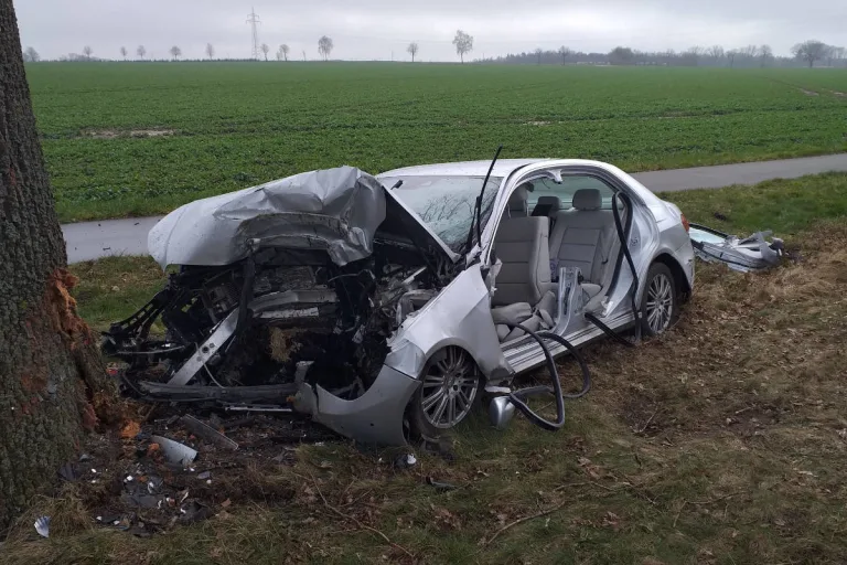 Ohrensen – Autofahrer bei Unfall tödlich verletzt