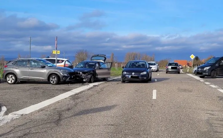 Freimersheim – Stoppschild missachtet und Unfall verursacht
