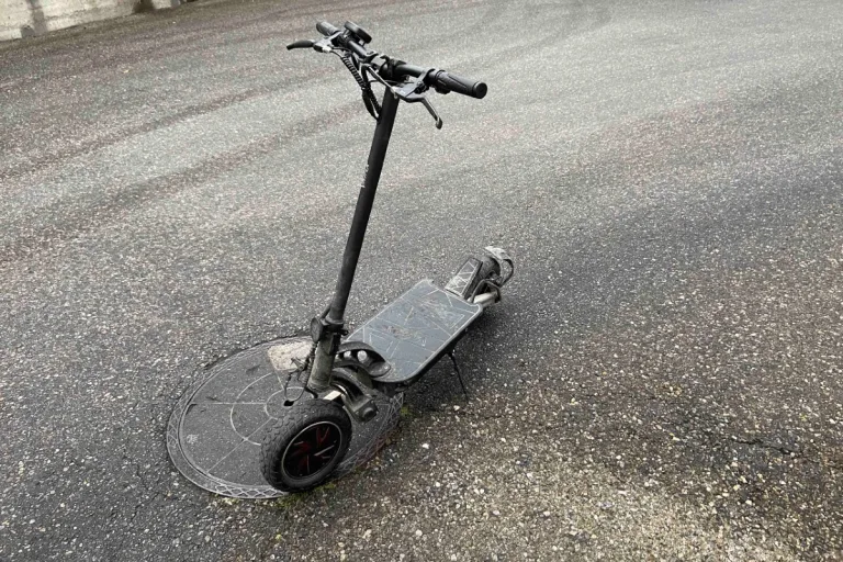 Othmarsingen AG - Nach Unfall geflüchtet 
