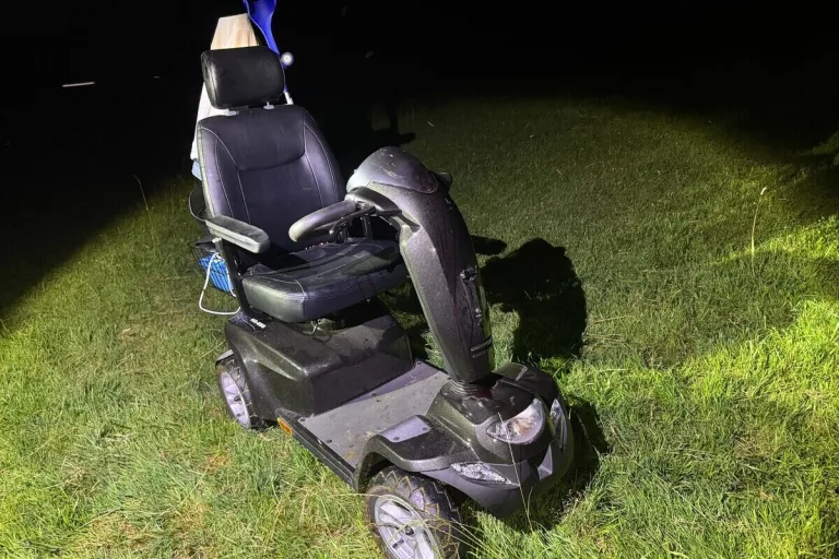 St.Gallen – Rentner mit E-Rollstuhl verunfallt – Rega im Einsatz