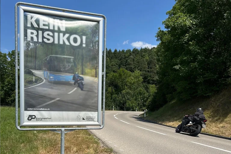 Freienstein ZH – Kontrolle auf beliebter Töffstrecke