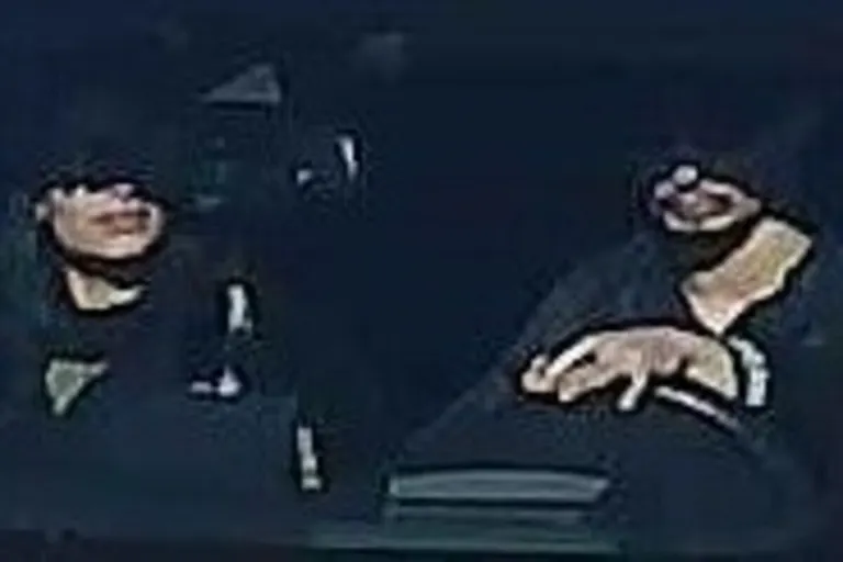 Fahndung in Wien – Polizei sucht Autodiebe 