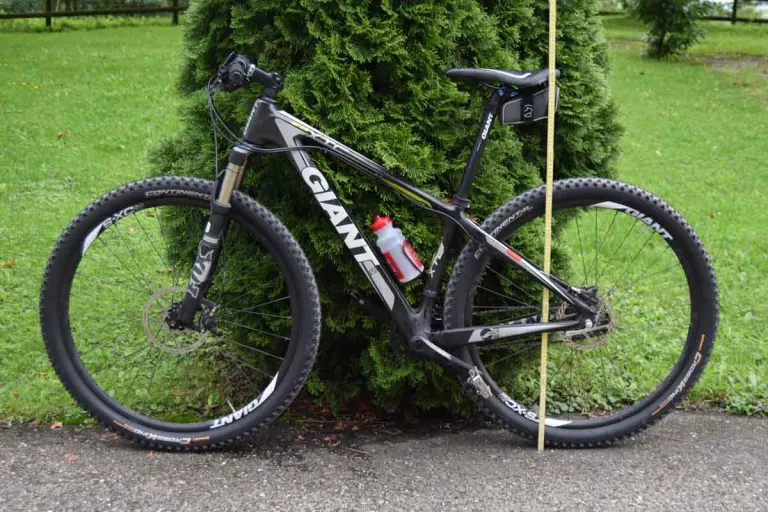 Unfall in Reute AR - Autofahrer übersah Mountainbikefahrer