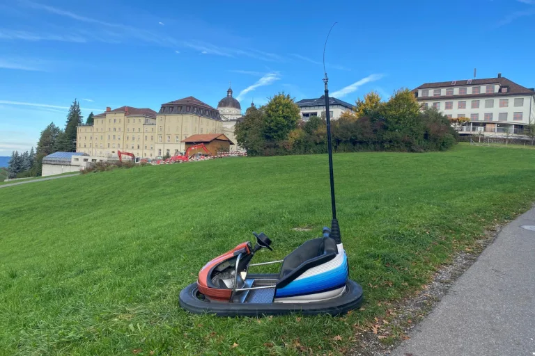 Menzingen ZG – Autoscooter an der Chilbi entwendet
