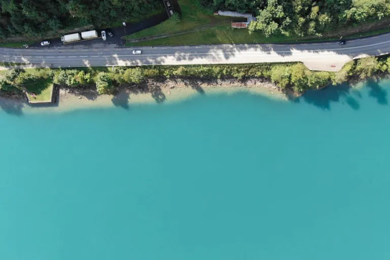 Mols SG – 17-jährige Taucherin verliert unter Wasser das Bewusstsein im Walensee 