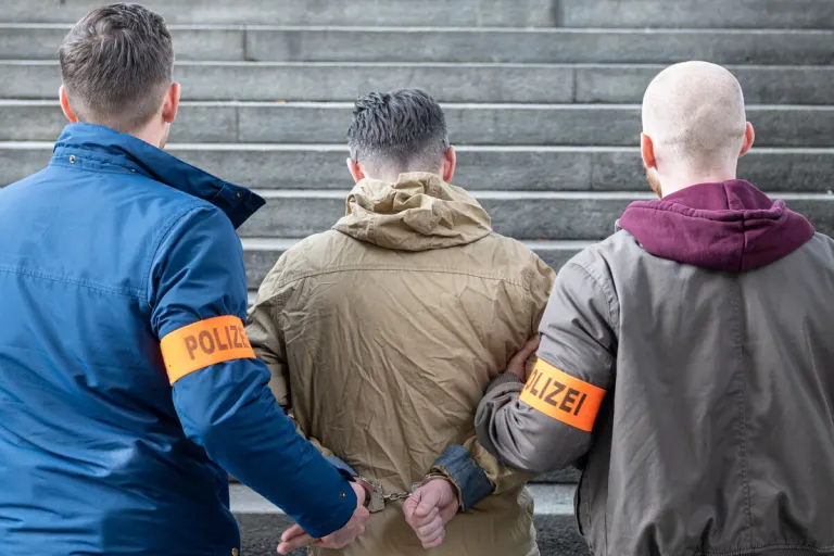 Pfäffikon ZH - Mutmasslicher Einbrecher verhaftet