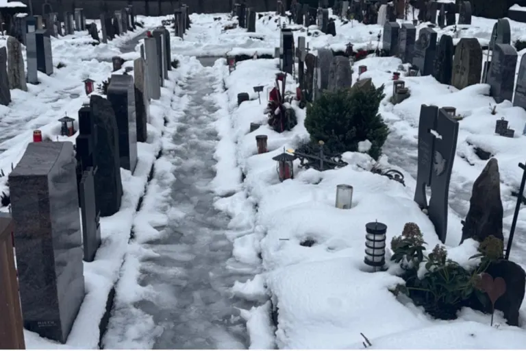 Appenzell AI – Vandalen auf Friedhof und bei Gymnasium