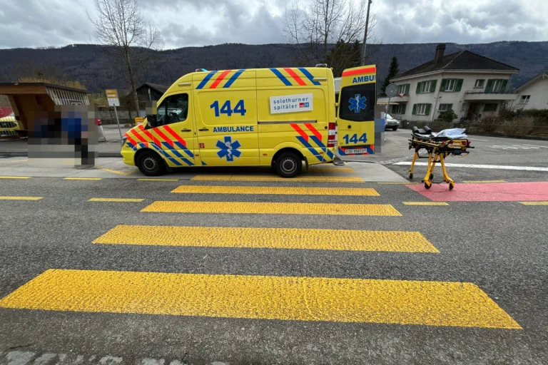 Laupersdorf SO – Zwei Verletzte bei Unfall auf Fussgängerstreifen