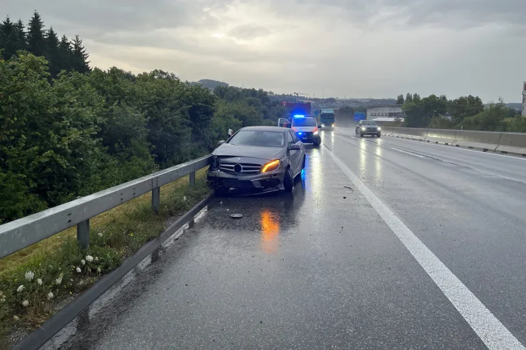 A1 Sursee LU – Totalschaden nach Schleuderunfall 
