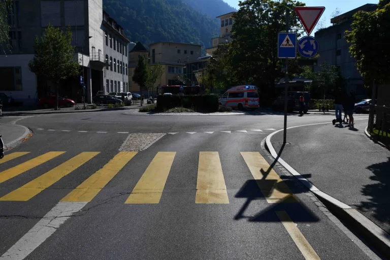 Chur GR - Fahrradfahrerin nach Unfall verletzt 