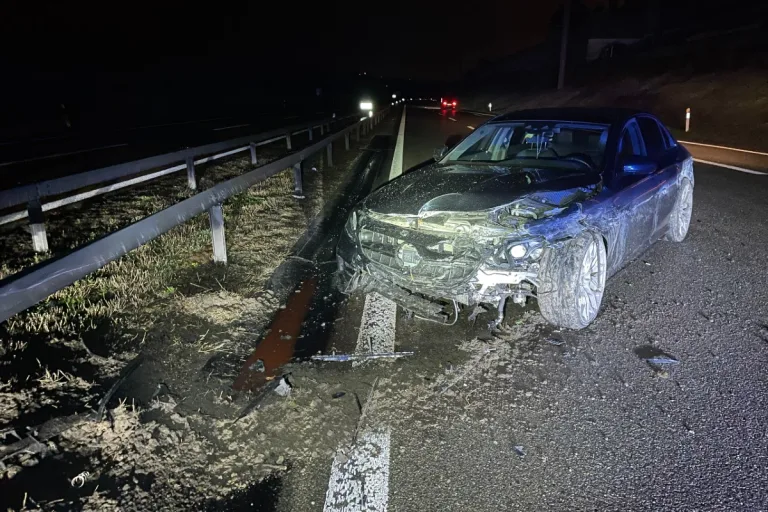 Sirnach TG - Unfall auf der A1 - Die Überholspur musste kurzzeitig gesperrt werden 