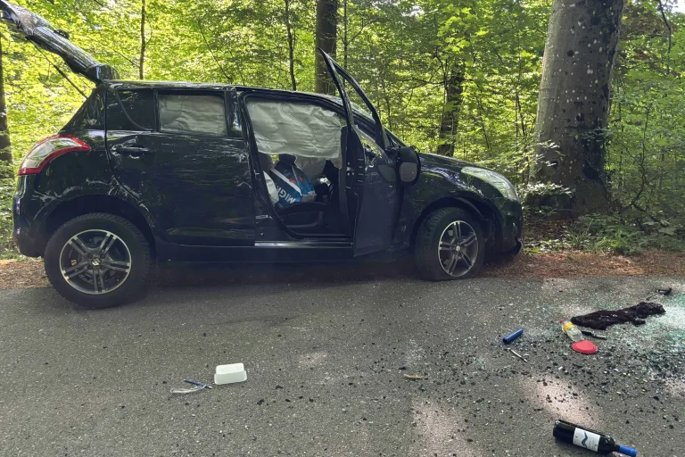 Oberrohrdorf AG – Bei Unfall betrunken gegen Baum geprallt