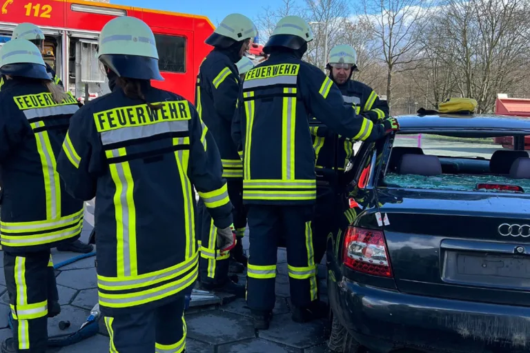 A3 Leverkusen NW – Unfall mit zwei Verletzten auf Autobahn