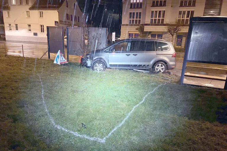 St.Gallen - Alkoholisiert Unfall verursacht 