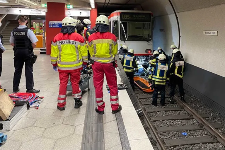 Bochum - Tödlicher Unfall mit der U-Bahn