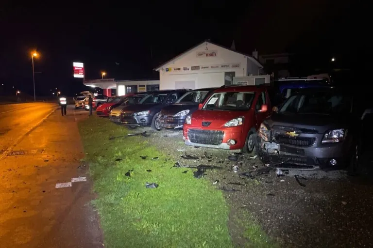 Reinach AG - Junglenker verursacht Unfall - Führerausweis auf Probe weg