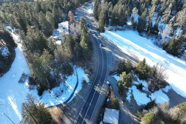 Laax/Maienfeld GR – Zwei Unfälle unter Alkoholeinfluss verursacht