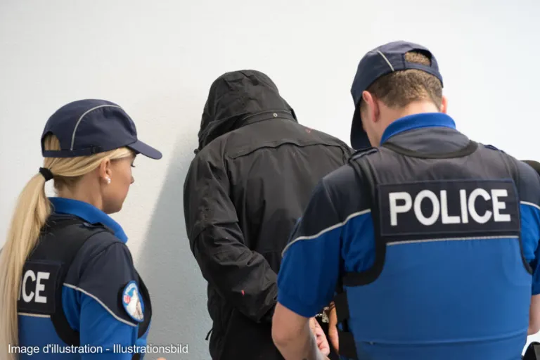Pramont VS: Zwei Häftlinge nach Flucht verhaftet 