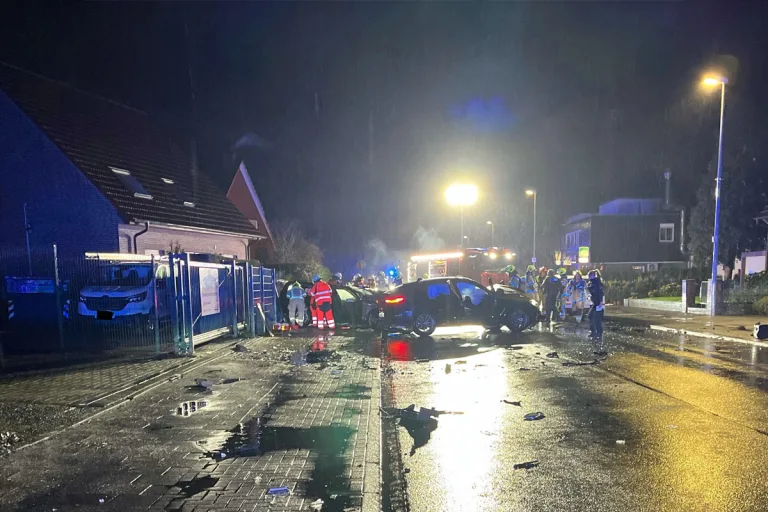 Dülmen – Sieben teils lebensgefährlich Verletzte nach Unfall