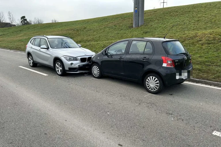 Steinach SG - Unfall nach Überholmanöver 