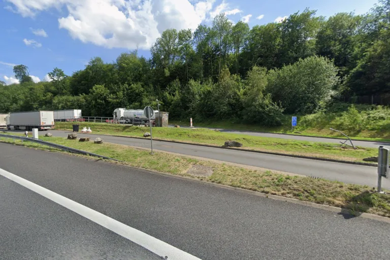 A2 Hannover – Lebensgefährlich verletzter Mann auf Parkplatz