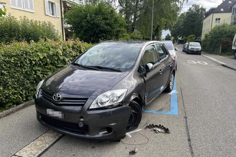 St.Gallen - Unfall verursacht und geflüchtet