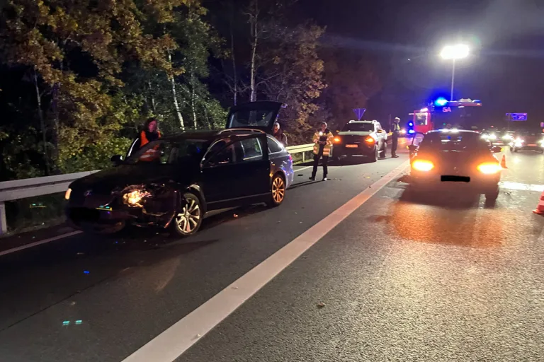 A37 Hannover NI – Vier Fahrzeuge an Unfall beteiligt