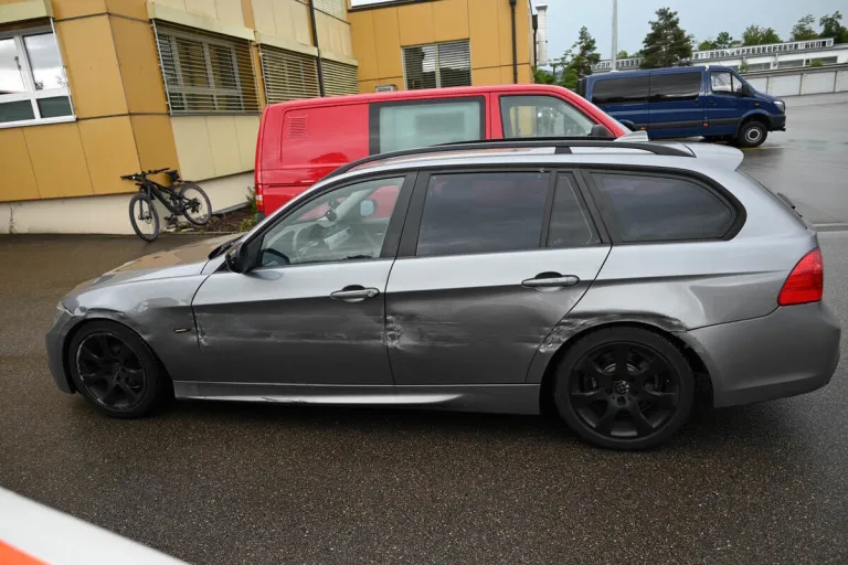 Gossau SG - Schlaf am Steuer führt zu Unfall 