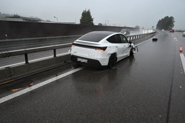 A1 Rheineck SG – Unfall bei Starkregen