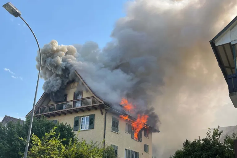 Bad Zurzach AG - Einfamilienhaus nach Brand unbewohnbar