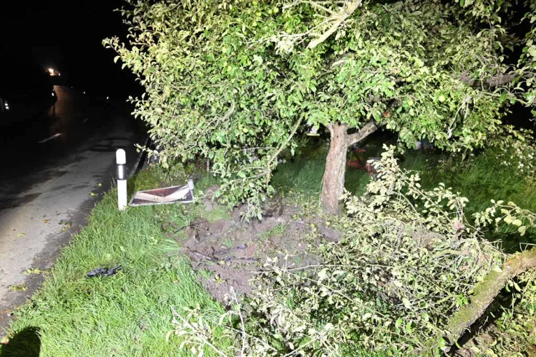 Lömmenschwil SG - Alkoholisiert Kontrolle übers Auto verloren