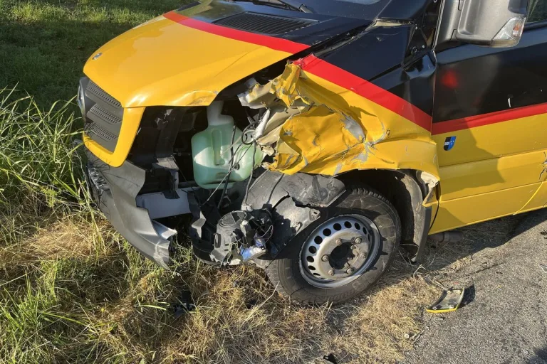 Unfall heute in Kleinlützel SO – Eine Person erheblich verletzt