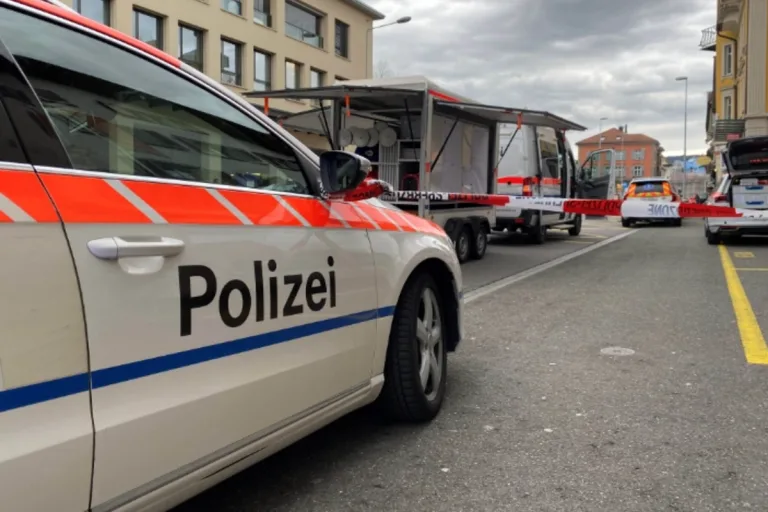 Unterägeri ZG - 6-Jähriger stirbt bei Verkehrsunfall 