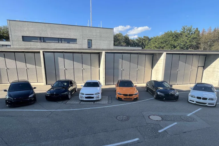 Reinach AG – Poser-Fahrzeuge während Kontrolle bei Autotreffen sichergestellt