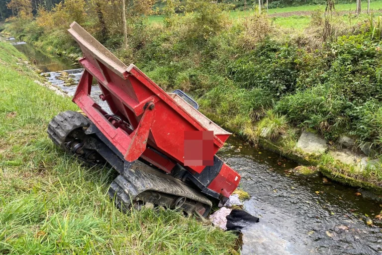 Märstetten TG - Baumaschine überschlagen