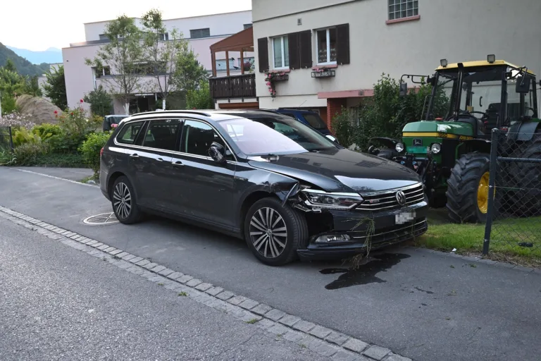 Walenstadt SG – 17-Jähriger verursacht Unfall und flüchtet
