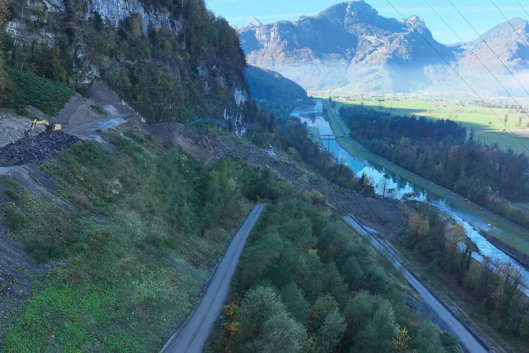 Glarus Nord – Sofortmassnahmen nach Erdrutsch in Planung 