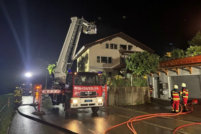Melchtal OW – Brand nach Blitzeinschlag