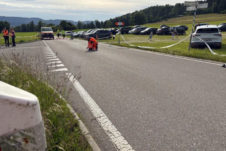 Meilen ZH – Kollision zwischen Velofahrenden fordert Schwerverletzte
