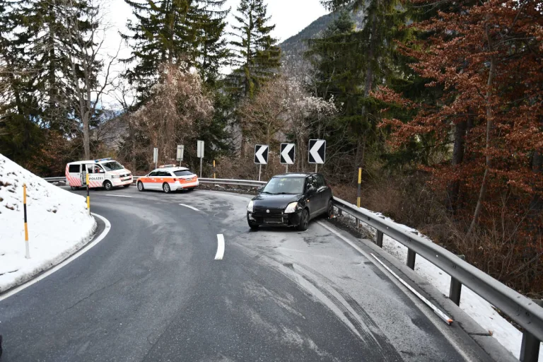 Chur GR – Ins Schleudern gekommen und Verkehrsunfall verursacht