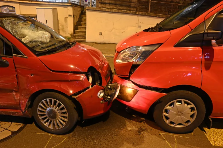 Stadt Luzern – Unfall mit drei Autos sorgt für Rückstau
